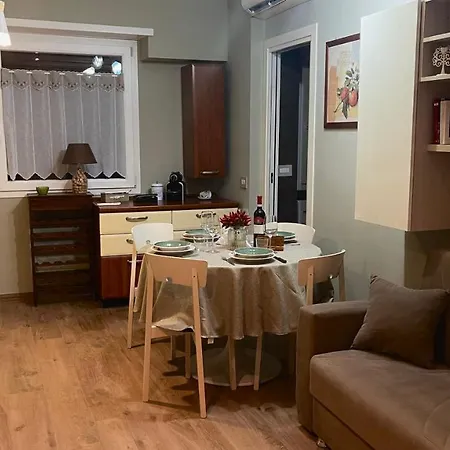 Appartamento Frank Host Lux , Metro A A 50 M, Simple Check-in Con Codice A Qualsiasi Orario Roma