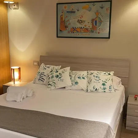Frank Host Lux , Metro A A 50 M, Simple Check-in Con Codice A Qualsiasi Orario Apartment Rome