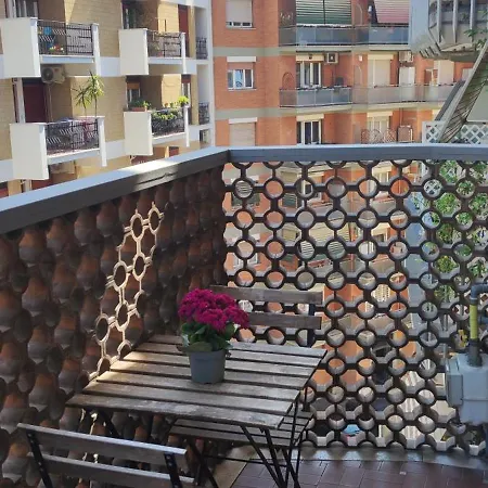 Frank Host Lux , Metro A A 50 M, Simple Check-in Con Codice A Qualsiasi Orario Apartment